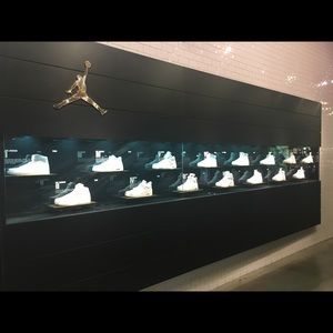 Meet your Posher, Lonnie